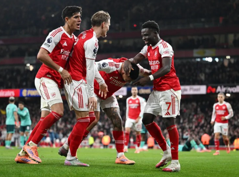 Bốn lát cắt chiến thuật phía sau màn thoát hiểm của Arsenal trước Wolves