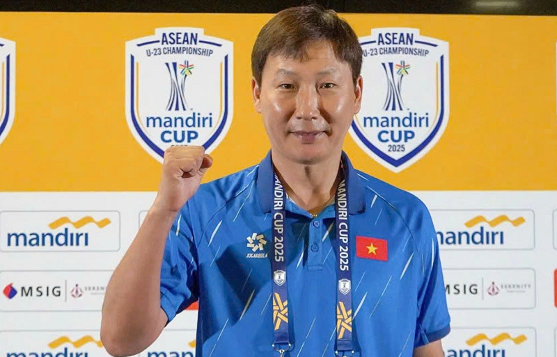 Dấu ấn chiến thuật của HLV Kim Sang-sik đưa U22 Việt Nam chạm tay trận tranh HCV